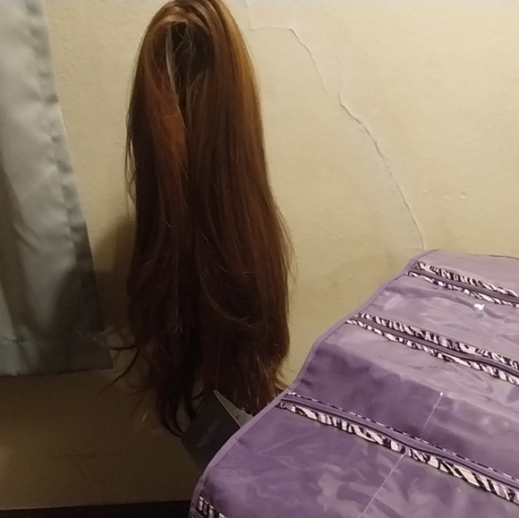 Raquel Welch wig Brand new